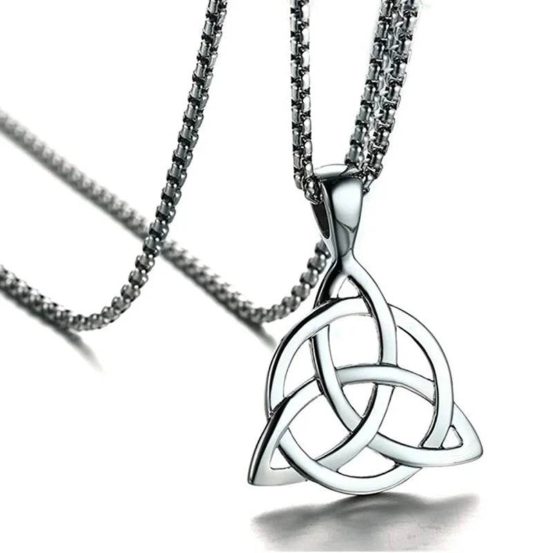 Mens Jewellery Lucky Triquetra Trinity Knot Charm Pendant Necklace for Men Stainless Steel Irish Chain Necklace Vintage Jewelry